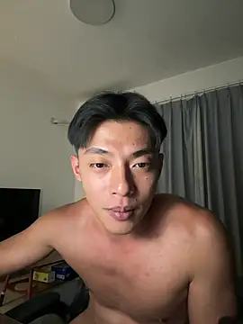 Yooo17 live cam, TW, Curvy, Brown, Brown - EroticFlix