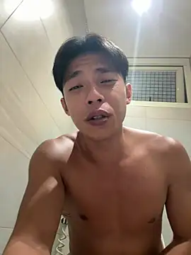 Yooo17 live cam, TW, Curvy, Brown, Brown - EroticFlix