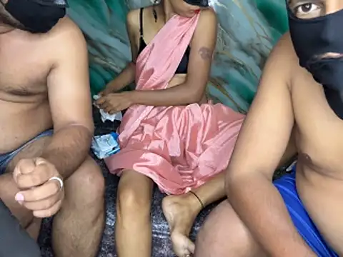 Zoyarathore_ live cam, India, Average, Brown, Black - EroticFlix
