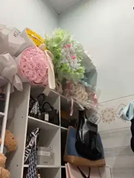 __BabyShowPublic__ live cam, Vietnam, Average, Black, Black - EroticFlix
