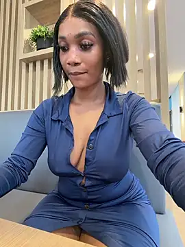 ___Nessa live cam, United Kingdom, Curvy, Black, Brown - EroticFlix