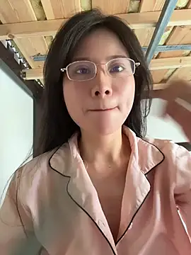 aiqi520 live cam, Average, Brown, Black - EroticFlix
