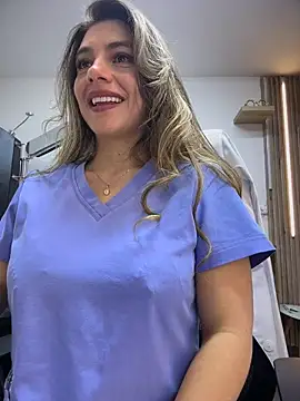alicee16 live cam, Colombia, Thin, Blonde, Brown - EroticFlix