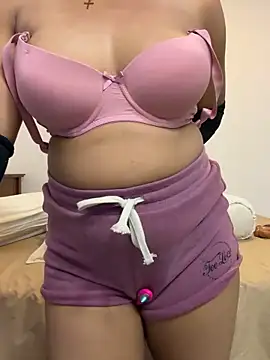 angelwavy live cam, Average, Bald / Shaved, Black, Big Cock - EroticFlix