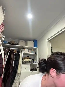aus_queen snapshot