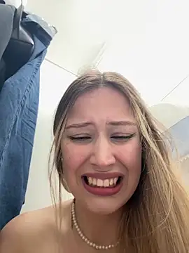 blonde_exe live cam, Thin, Blonde, Green, Big Tits - EroticFlix
