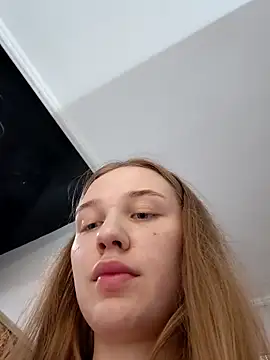 caressyourself live cam, Curvy, Blonde, Brown, Big Ass - EroticFlix