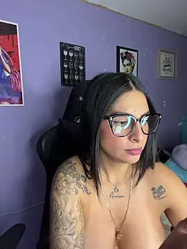 charlotte_stevenss_ live cam, Colombia, Average, Black, Brown - EroticFlix