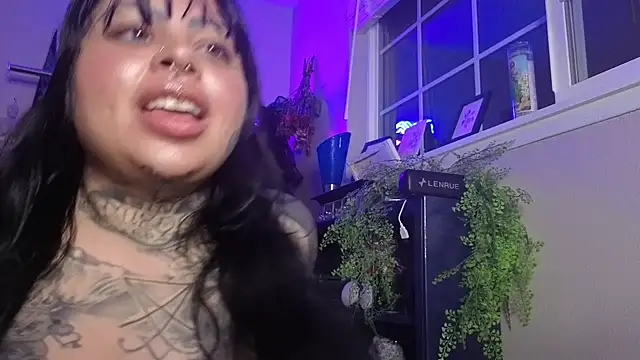 chicanachic13 snapshot