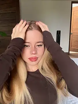 curchez_ live cam, Thin, Blonde, Brown, Shaven - EroticFlix