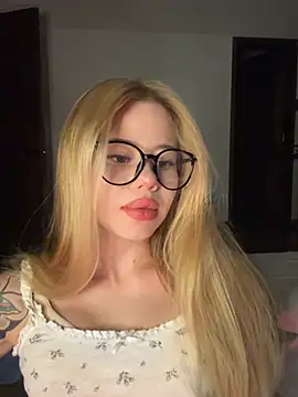 curchez_ live cam, Thin, Blonde, Brown, Shaven - EroticFlix