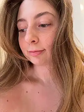 curvyflawless live cam, Curvy, Black, Green, Big Ass - EroticFlix
