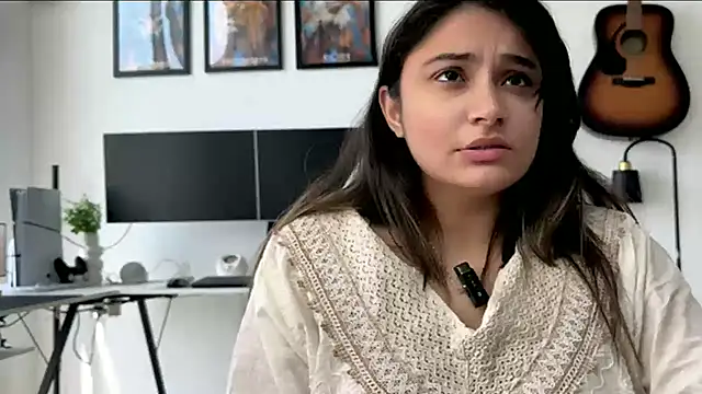 demieliss live cam, India, Thin, Black, Brown - EroticFlix