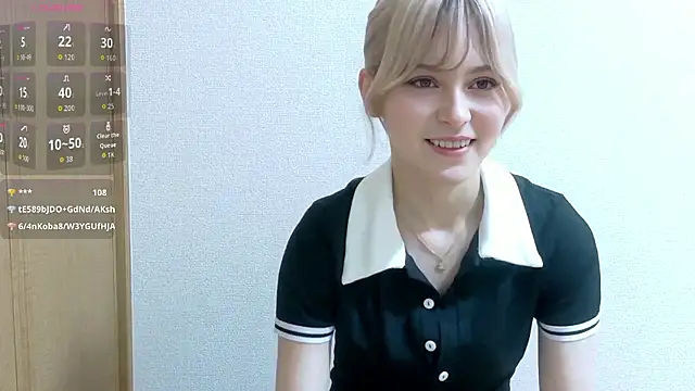 e_ri_ka93 live cam, Japan, Average, Blonde, Brown - EroticFlix