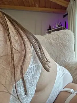 ellaxxstar live cam, Curvy, Black, Hazel, Big Ass - EroticFlix
