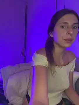 emma05 live cam, Germany, Thin, Black, Green - EroticFlix