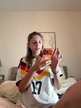 emma05 live cam, Germany, Thin, Black, Green - EroticFlix