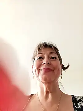 emma_tour live cam, Curvy, Black, Hazel, Big Ass - EroticFlix
