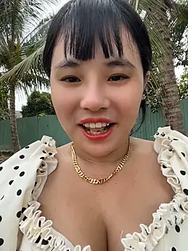 fishinggirl2k live cam, Average, Brown, Black, Shaven - EroticFlix