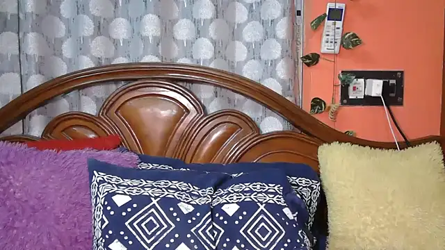 hot-tamanna live cam, Average, Brown, Brown, Big Tits - EroticFlix