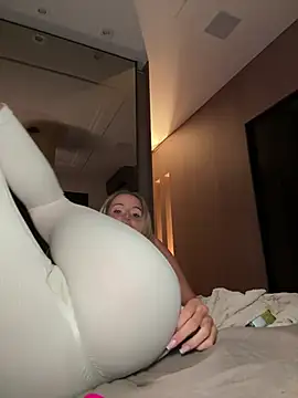 jasminesummer live cam, Germany, Average, Blonde, Brown - EroticFlix