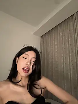 jolie_33 live cam, Thin, Other, Brown - EroticFlix