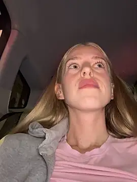 kira_mia live cam, Thin, Blonde, Green, Small Tits - EroticFlix