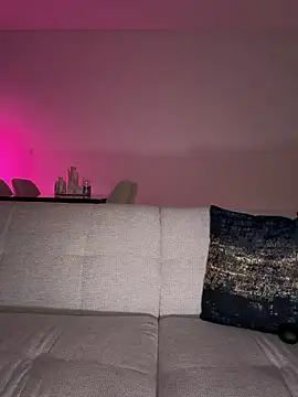 krissiswrld- live cam, Germany, Brown, Hazel, Big Ass - EroticFlix