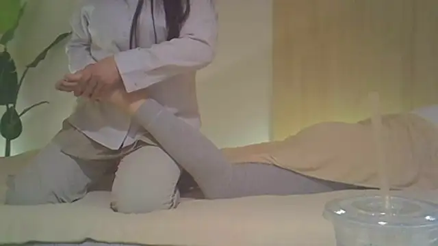 kyono-iyashi live cam, Japan, Average - EroticFlix