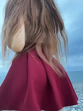 lolly_red_ gallery cover