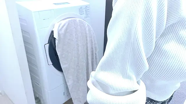 maataaan live cam, Japan, Average, Black, Brown - EroticFlix