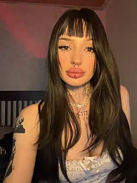 madelinexx gallery cover