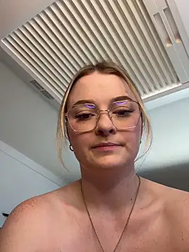 melanieTesss snapshot
