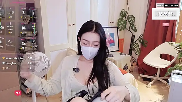 nayomi_34f snapshot