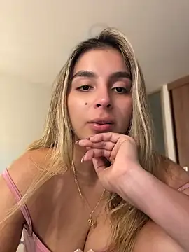 oriana_zoeee gallery cover
