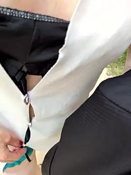 pink-mai live cam, Athletic - EroticFlix