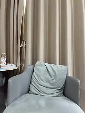 qinqin520 live cam, Average, Brown, Black - EroticFlix