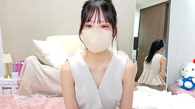 riri__nyan_o0 live cam, Japan, Thin - EroticFlix