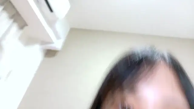 riri__nyan_o0 live cam, Japan, Thin - EroticFlix