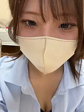 sakuchaaa_2525 live cam, Japan, Average - EroticFlix