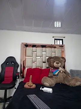 serena_willow live cam, Average, Black, Brown, Big Tits - EroticFlix