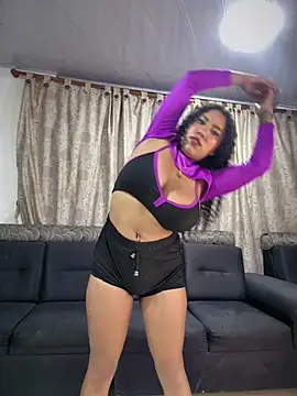 serena_willow live cam, Average, Black, Brown, Big Tits - EroticFlix