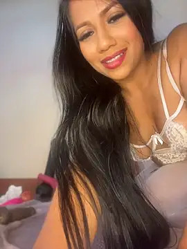 shaylin_brooke1 live cam, Curvy, Black, Hazel, Big Ass - EroticFlix