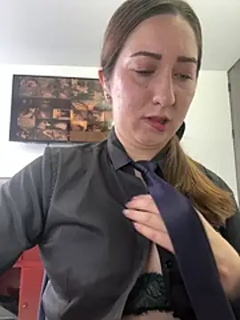 suzy-111 live cam, Average, Blonde, Blue, Shaven - EroticFlix