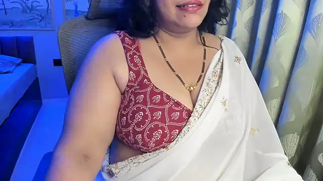 tarivishu11 live cam, India, Curvy, Black, Brown - EroticFlix