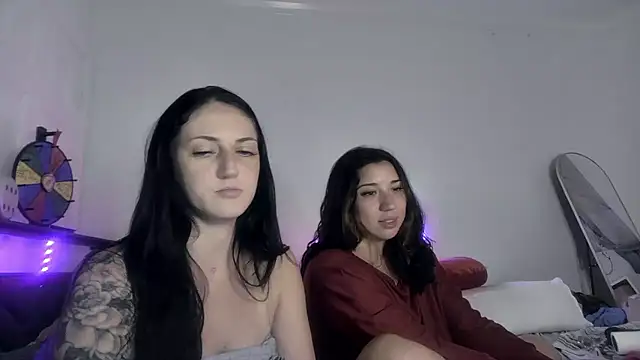torithequeen live cam, United States, Thin, Black, Blue - EroticFlix