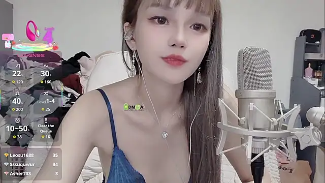 twlilybae live cam, TW, Average, Black, Brown - EroticFlix