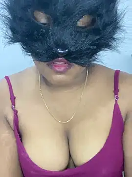 vinushi live cam model