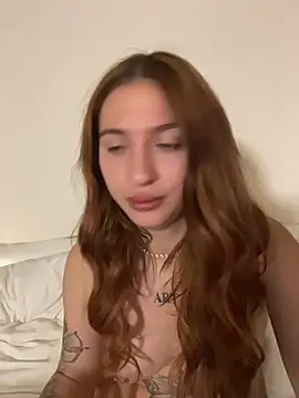 xvicoo live cam, Thin, Red, Green, Small Tits - EroticFlix