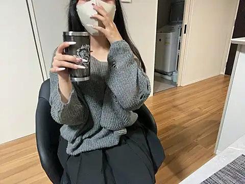 yazawa_oO live cam, Japan, Average - EroticFlix
